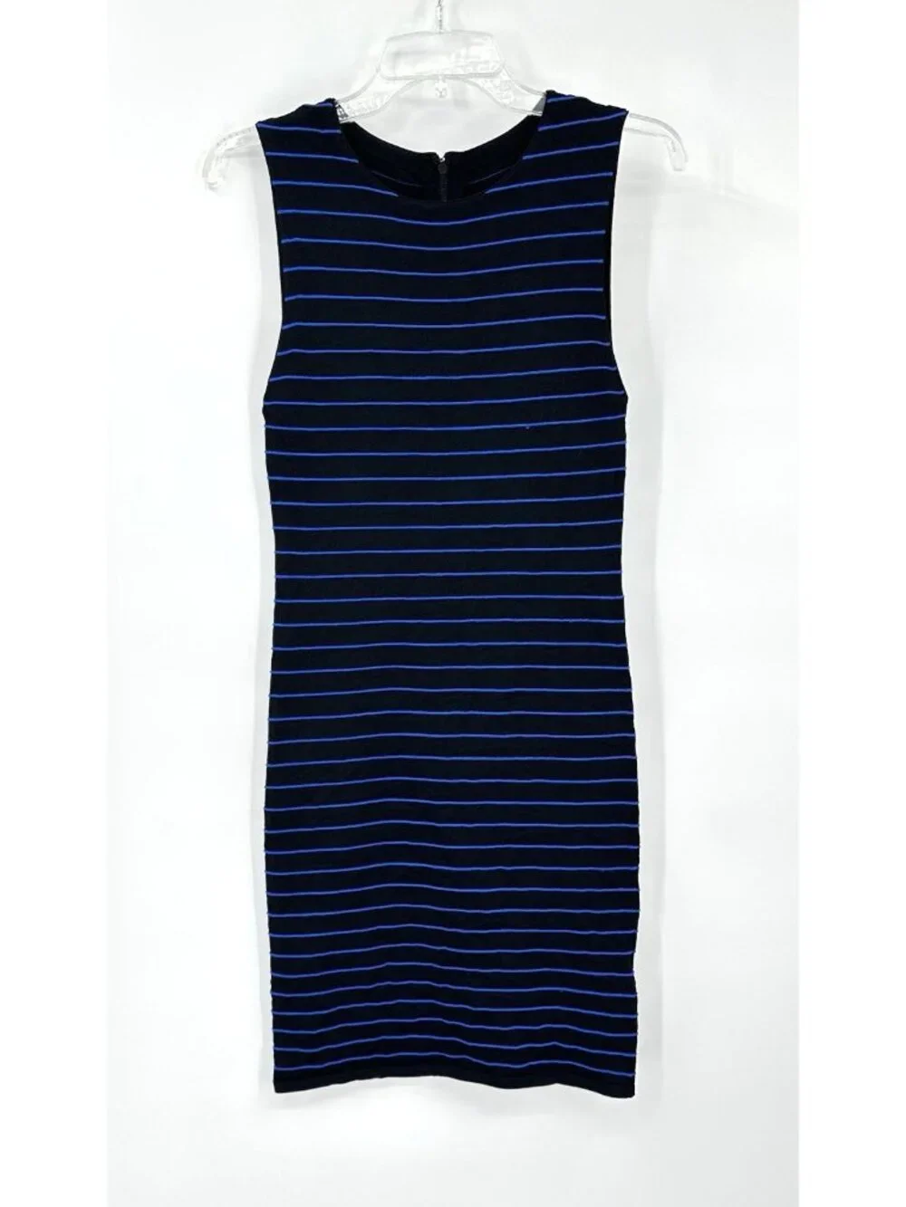 ALICE + OLIVIA dress sheath shift striped blue SMALL sleeveless knit beach - Picture 2 of 10
